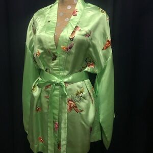 Embroidered Silk Kimono set